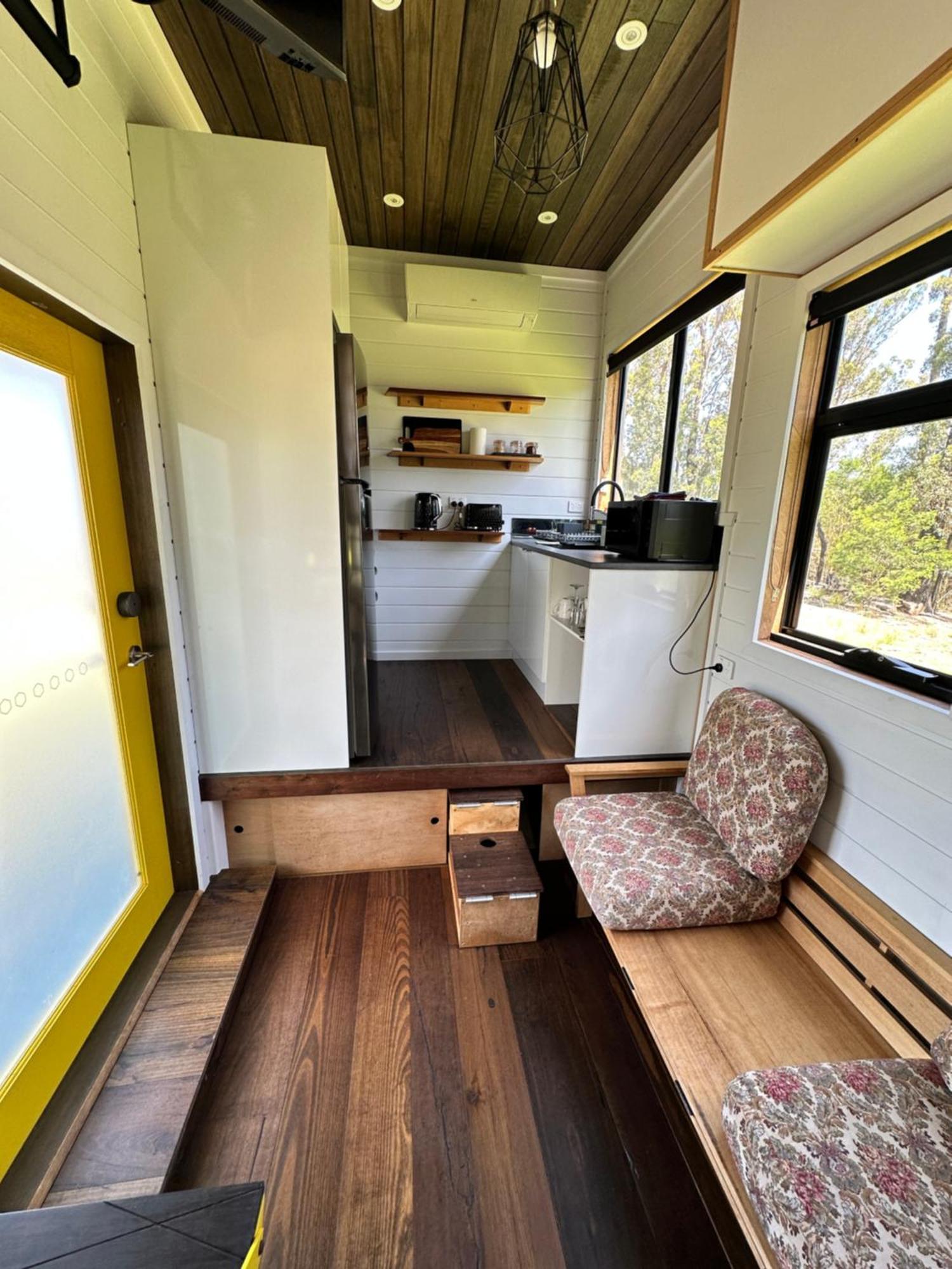 Ocean Breeze Tiny House - Ocean And Lake View Mallacoota Esterno foto
