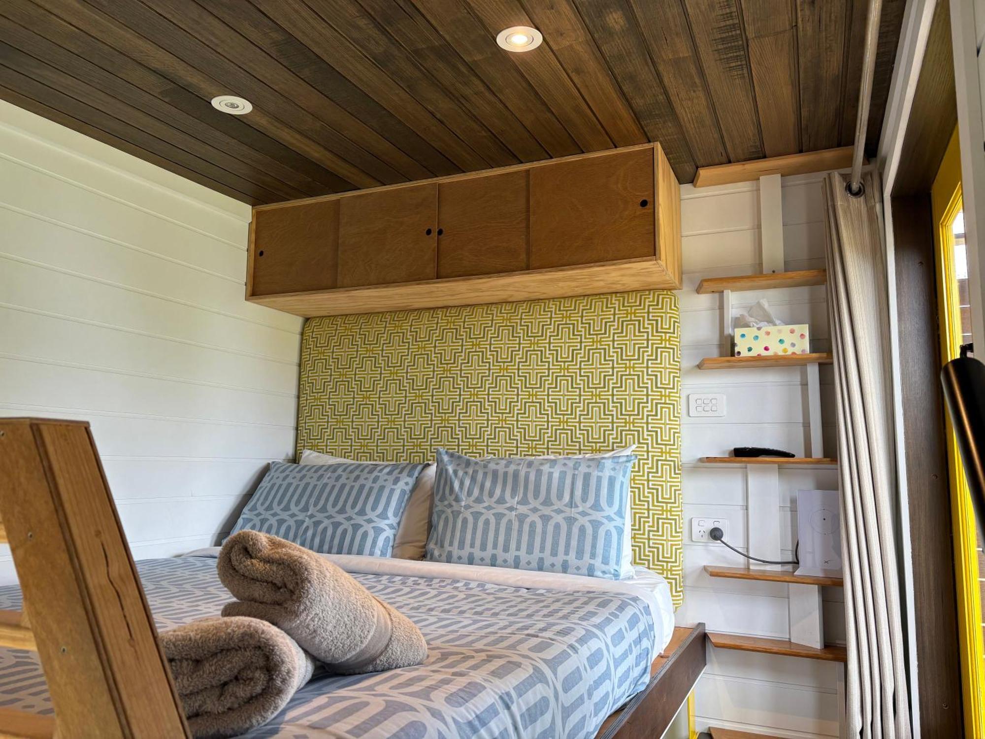 Ocean Breeze Tiny House - Ocean And Lake View Mallacoota Esterno foto